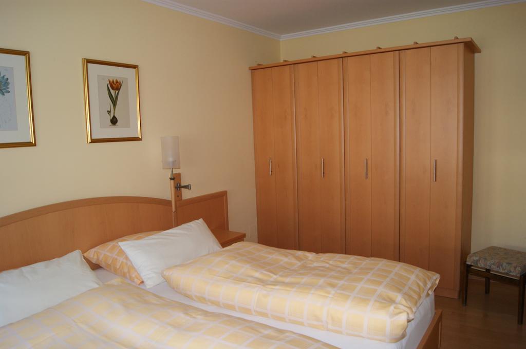 Apartamento Haus Mirabell Bad Füssing Habitación foto